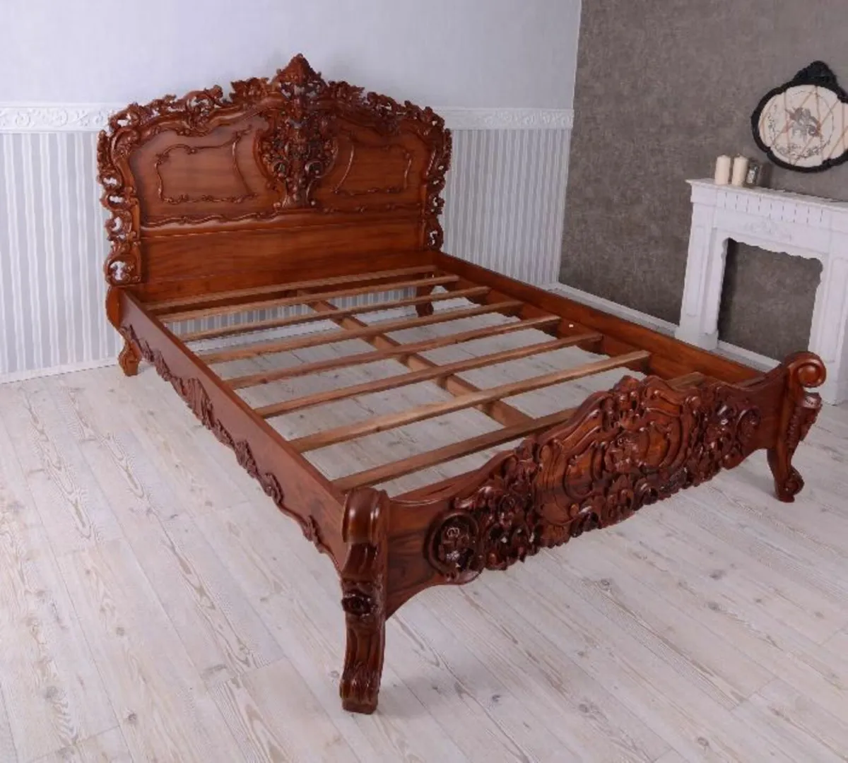 French Double Bed Solid mahogany with exquisite, h - Image 1