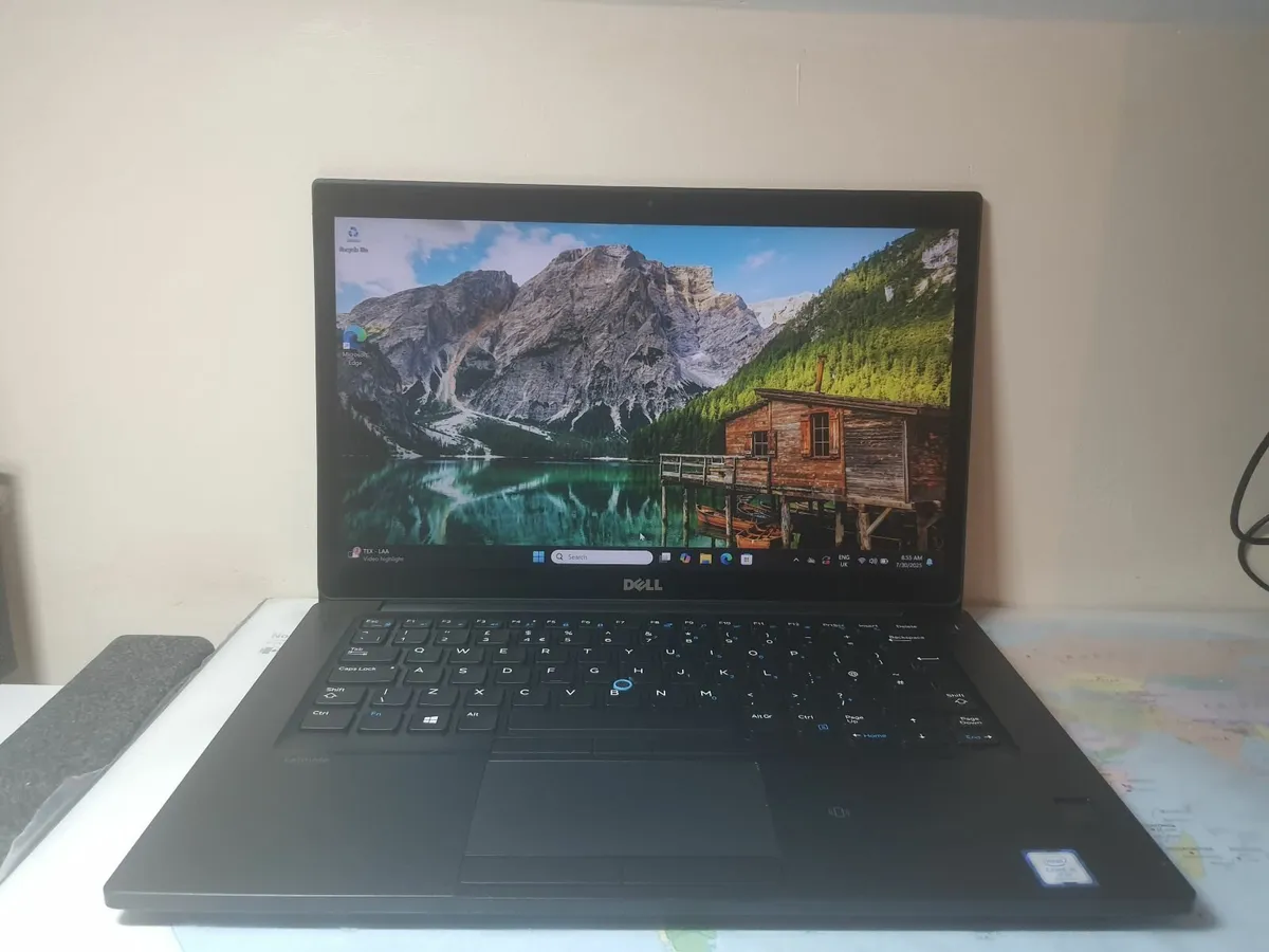 Dell Latitude 7480 i5 7th gen 16/256GB SSD Laptop - Image 1