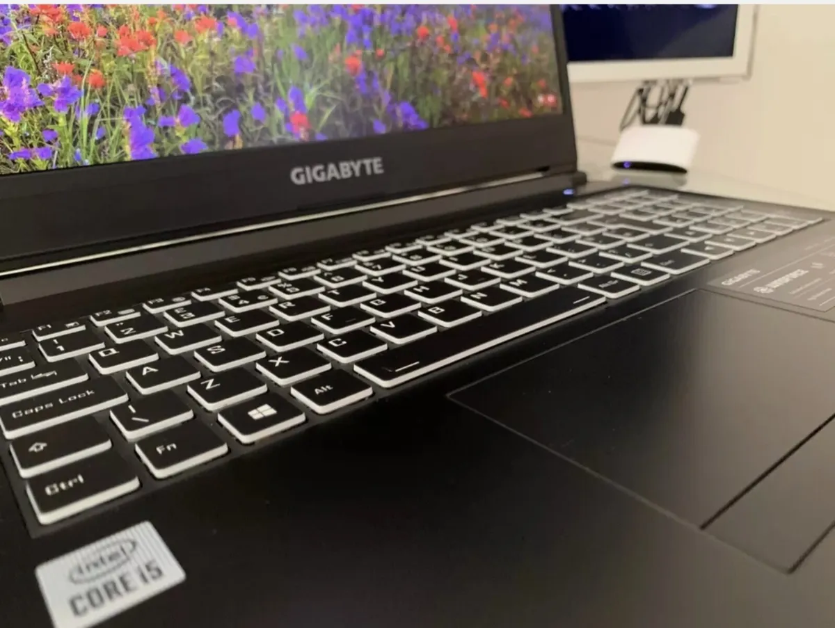 Gaming Laptop Gigabyte G5 Rtx 3060 - Image 2