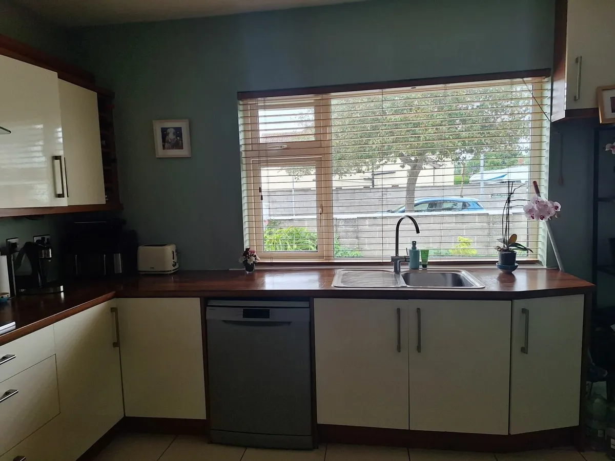 Kitchen - Image 2
