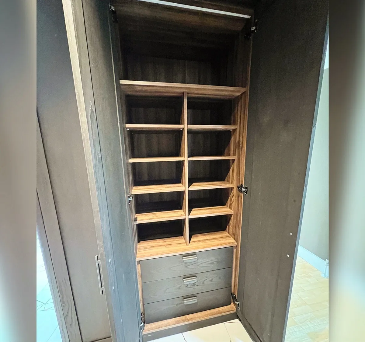 Made to measure wardrobes, built to last - Image 3