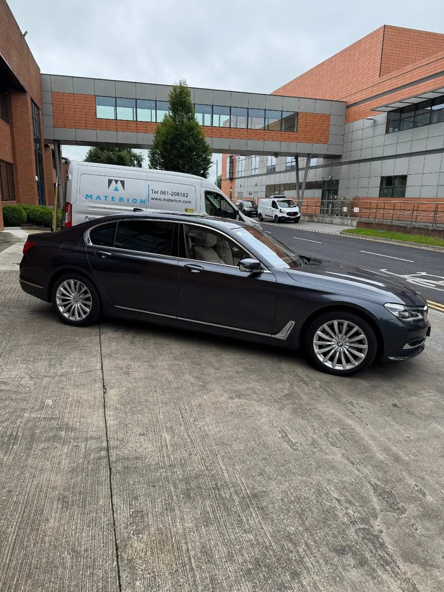 BMW 7-Series 740Ld  (2016 ) - Image 2