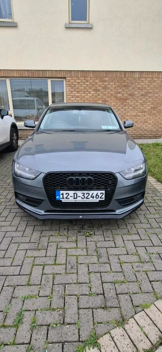 Audi A4 2012 - Image 1