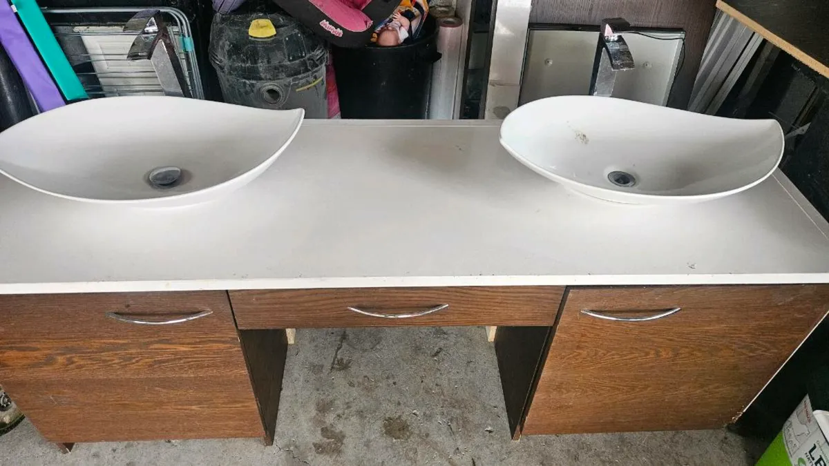 Double vanity unit - Image 3