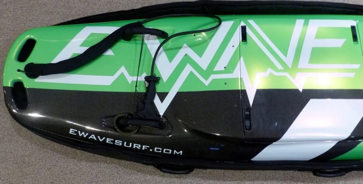 Ewave V2 6000 Electric Jetboard 10KW 35MPH - Image 1
