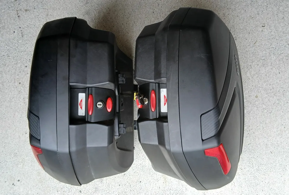 Moto guzzi V100 mandello luggage - Image 3