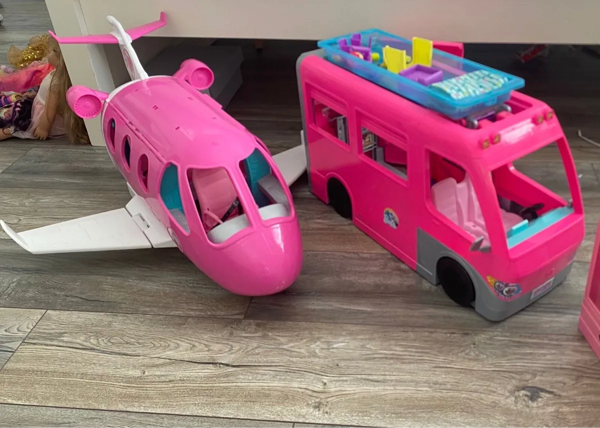Barbie plane & Campervan - Image 3