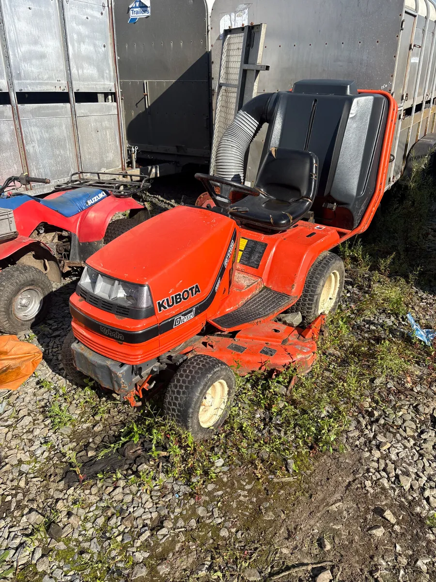 Kubota desiel lawn mower - Image 1
