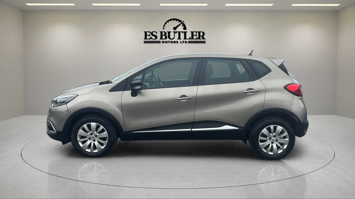 161 Renault Captur 1.5L AUTO 12 MONTHS WARRANTY - Image 2