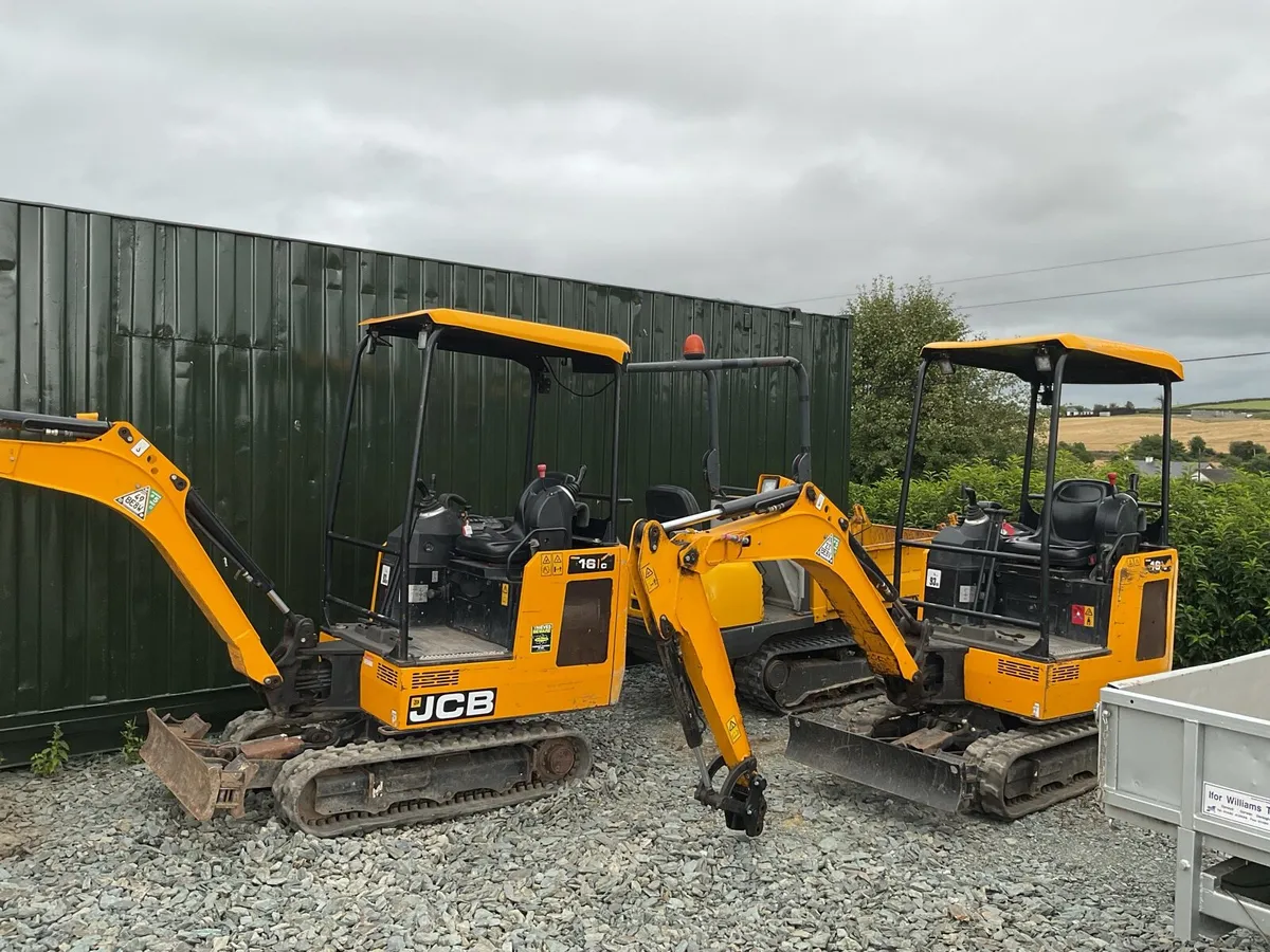 2022 JCB 16C diggers - Image 1