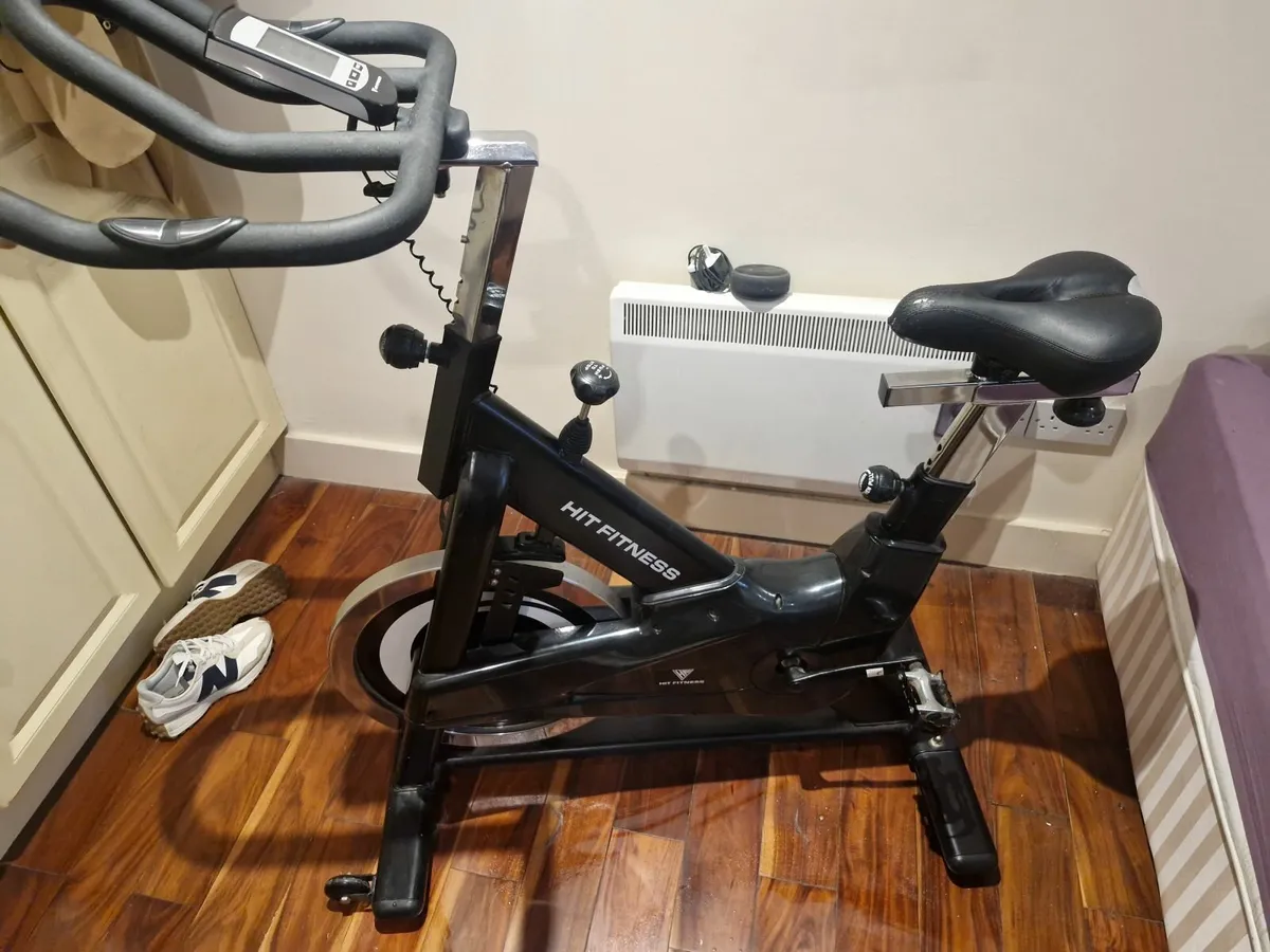 Exercise bike - Image 1