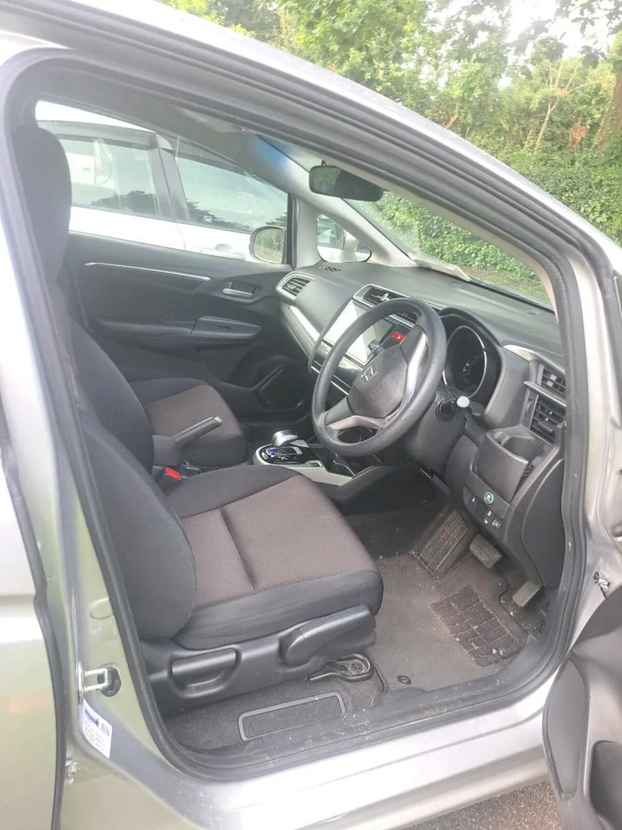 152 Honda Fit - Image 4