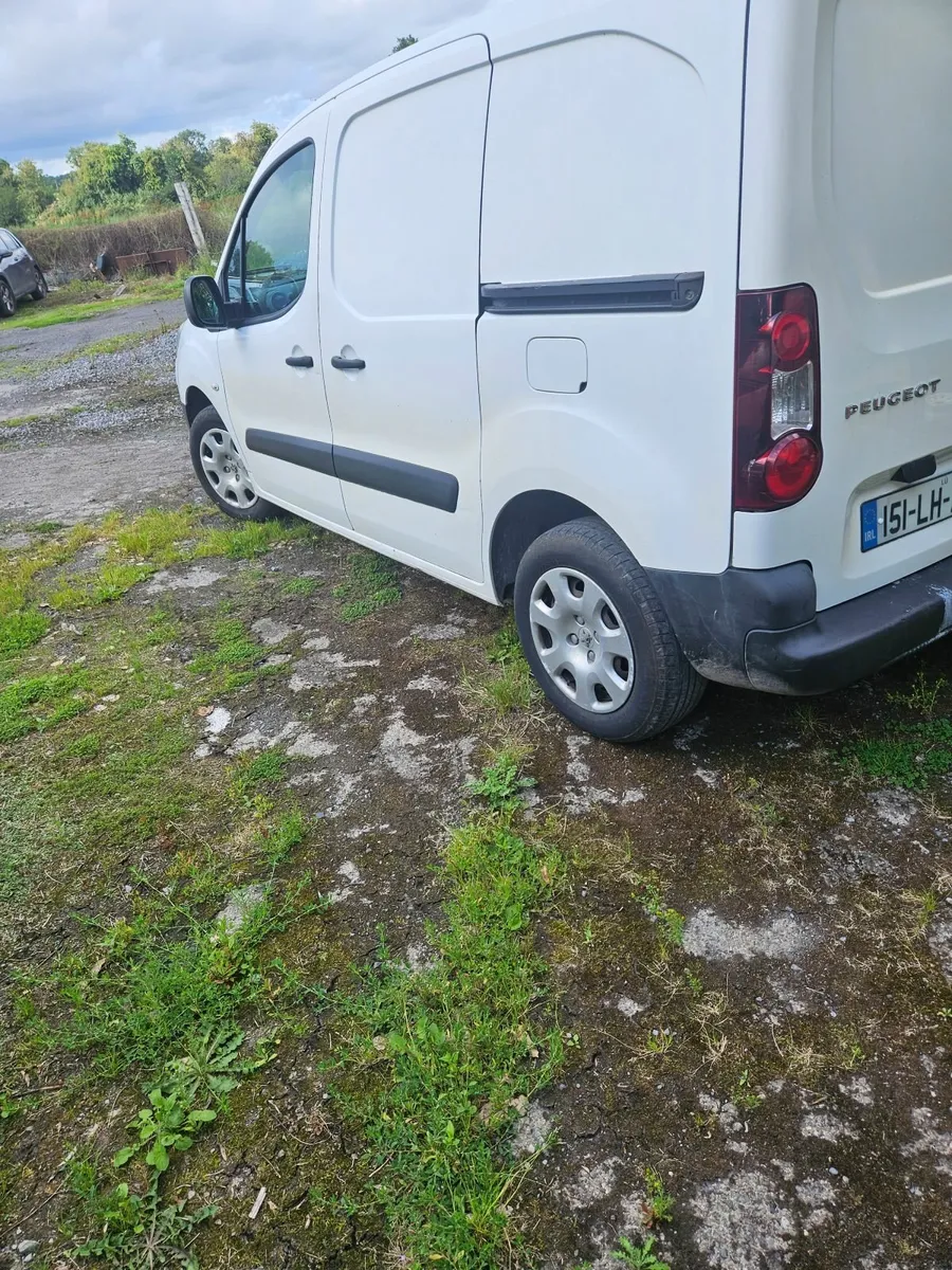 Citroen  Peugeot  partner 2015 - Image 1