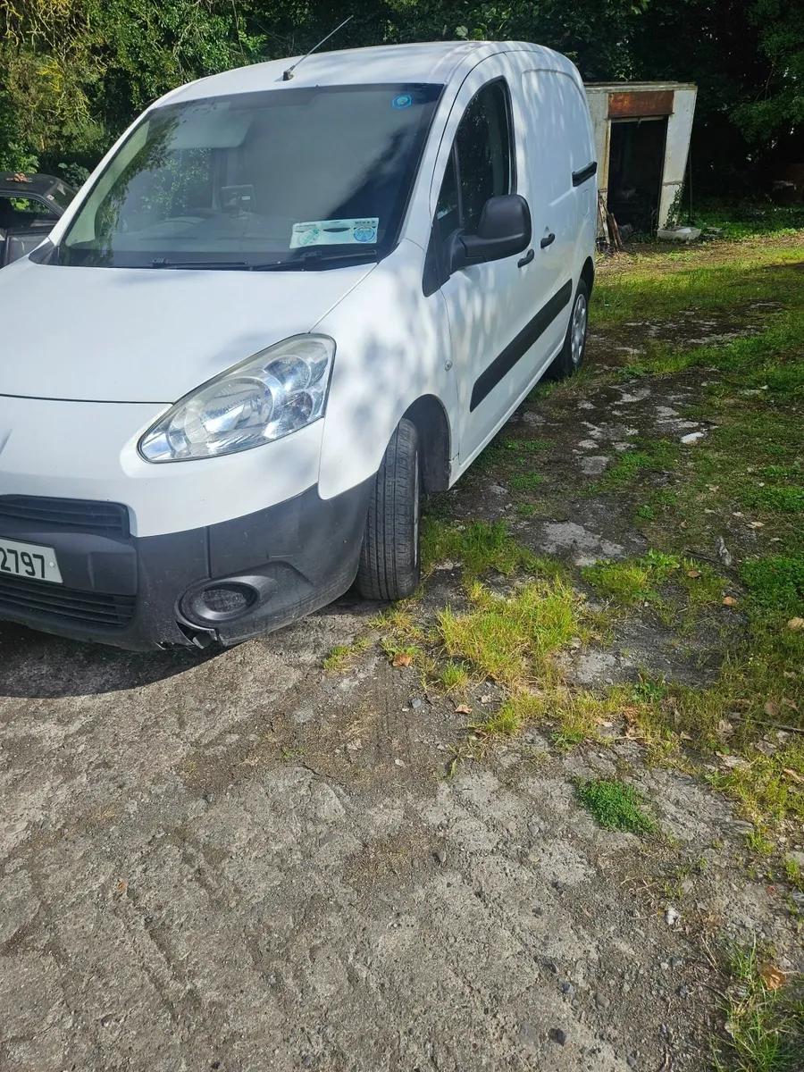 Citroen  Peugeot  partner 2015 - Image 1