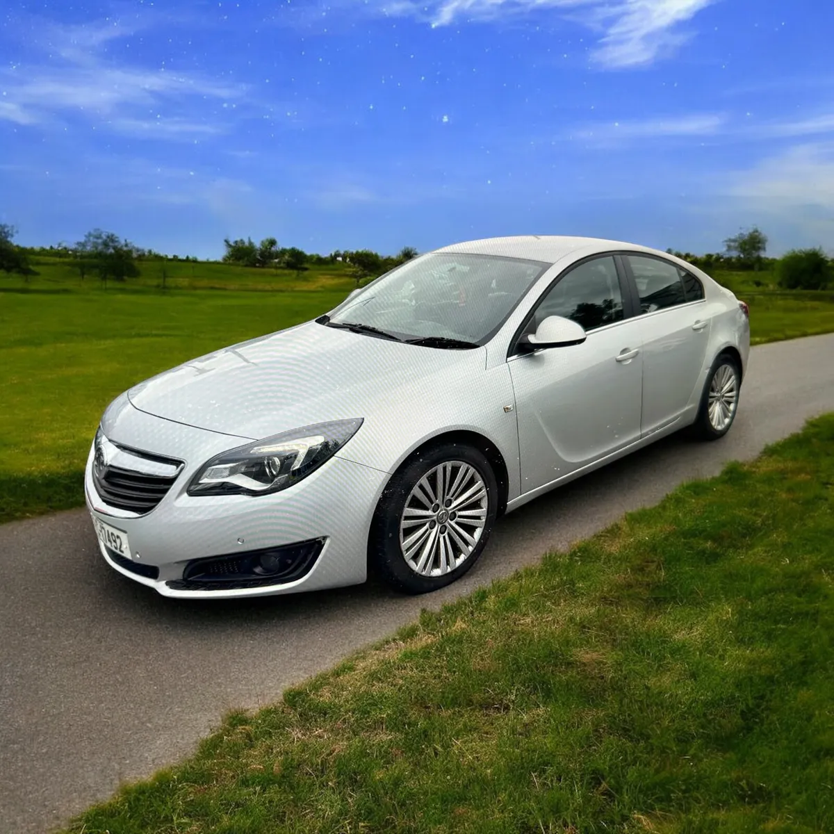 Vauxhall Insignia 2.0 CDTI ECOFLEX DESIRE DESIGN L - Image 1
