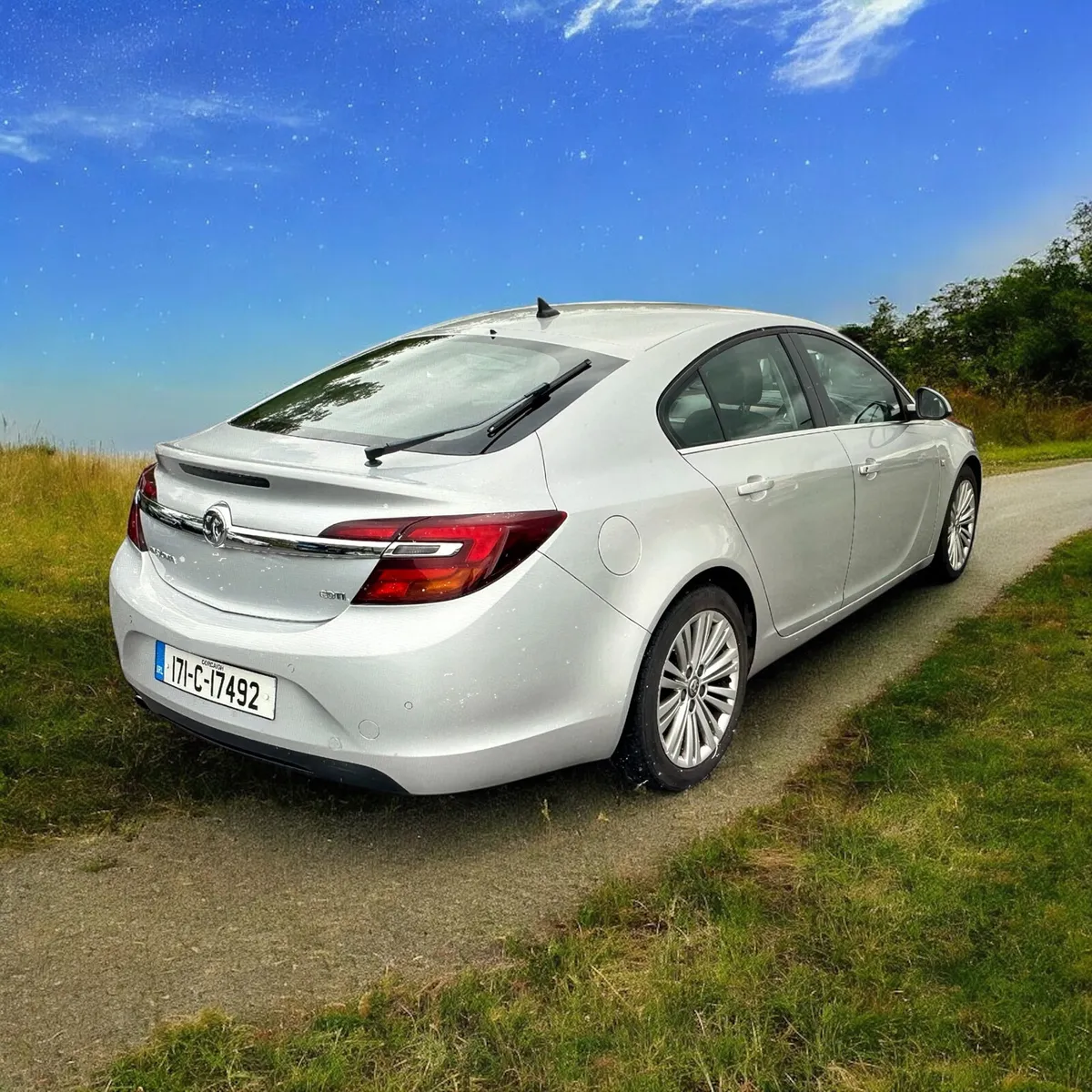 Vauxhall Insignia 2.0 CDTI ECOFLEX DESIRE DESIGN L - Image 2