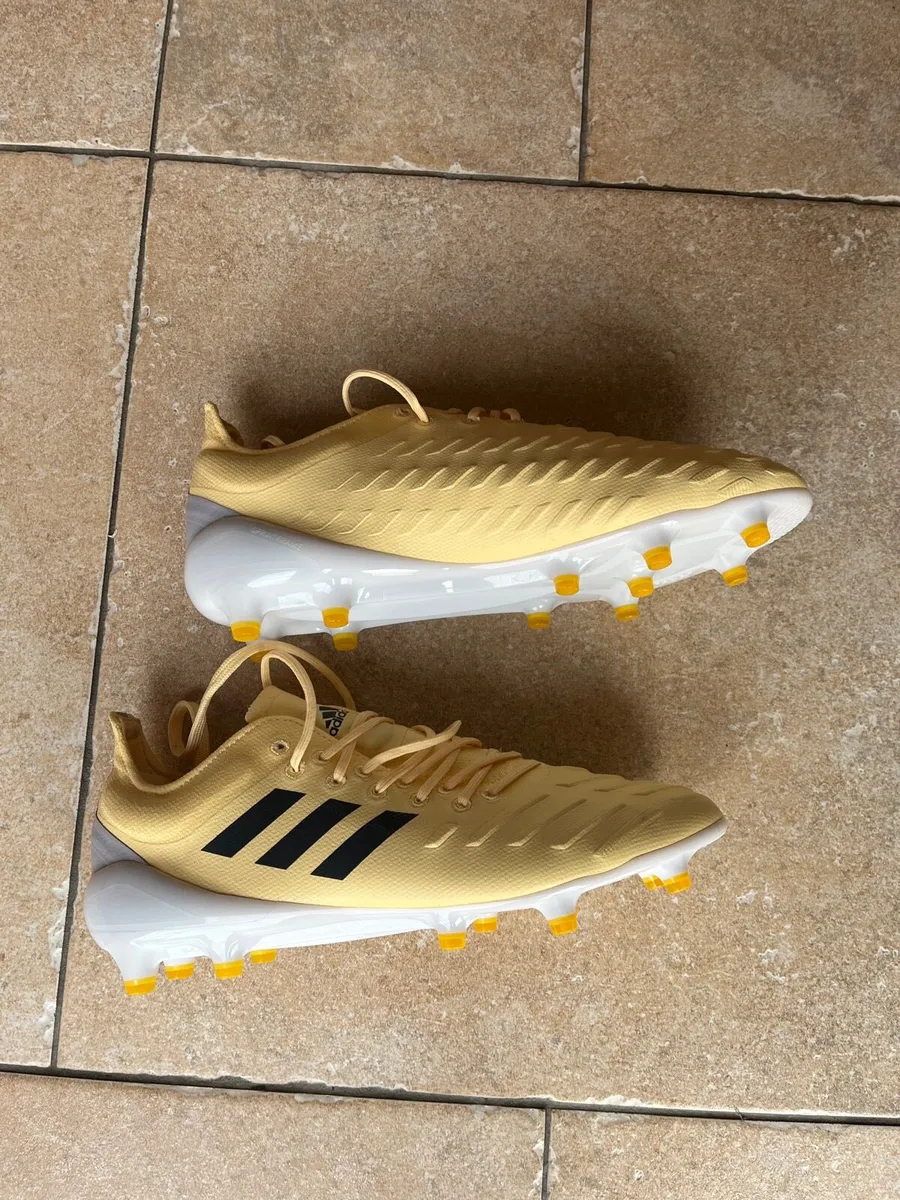Adidas Predator  XP FG football boots size 8 - Image 1