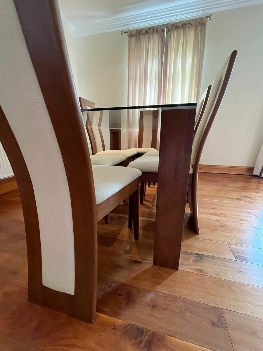 Dining table and chairs - Image 2
