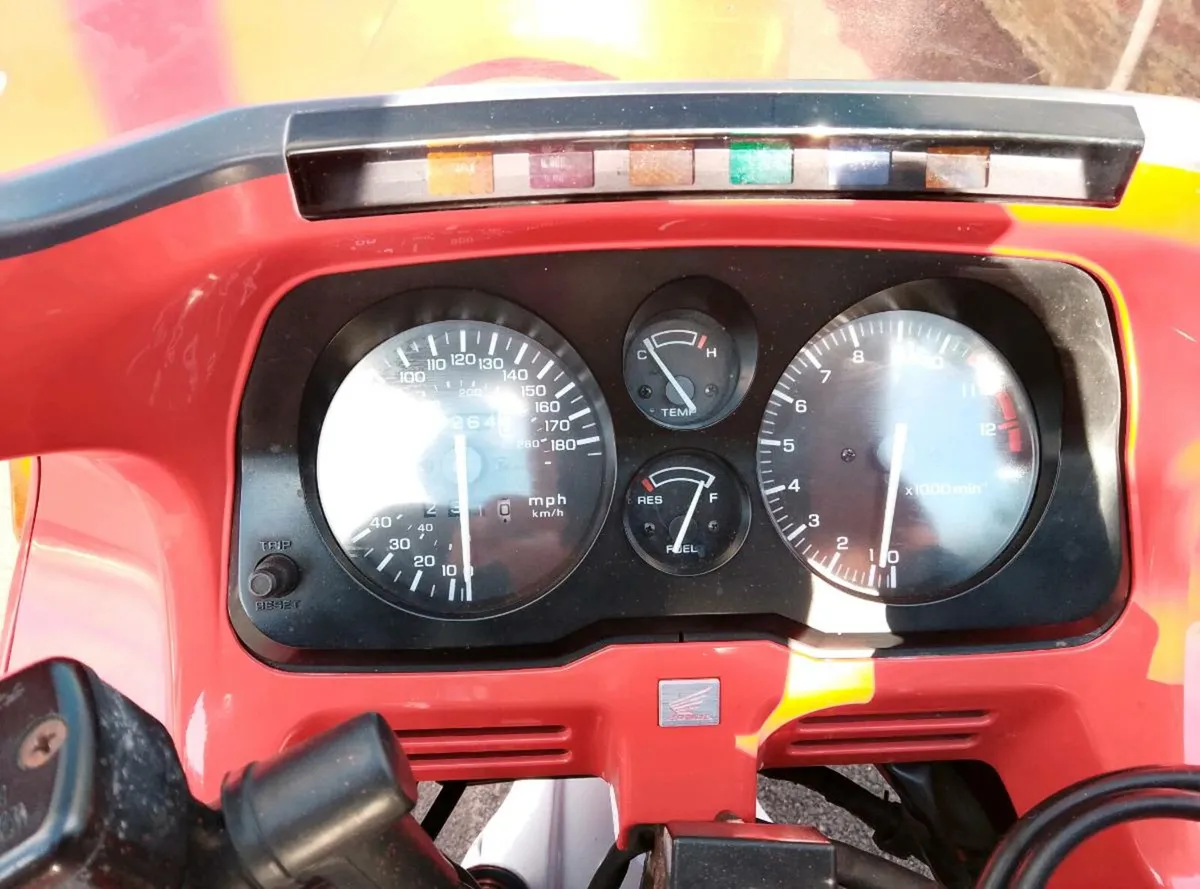 1990 Honda CBR1000F - Image 3