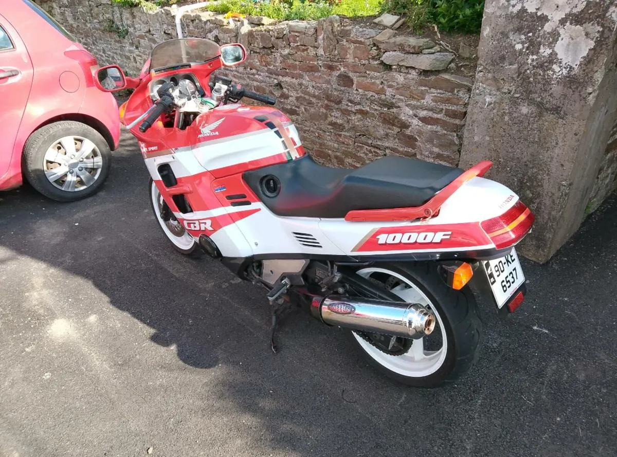1990 Honda CBR1000F - Image 4