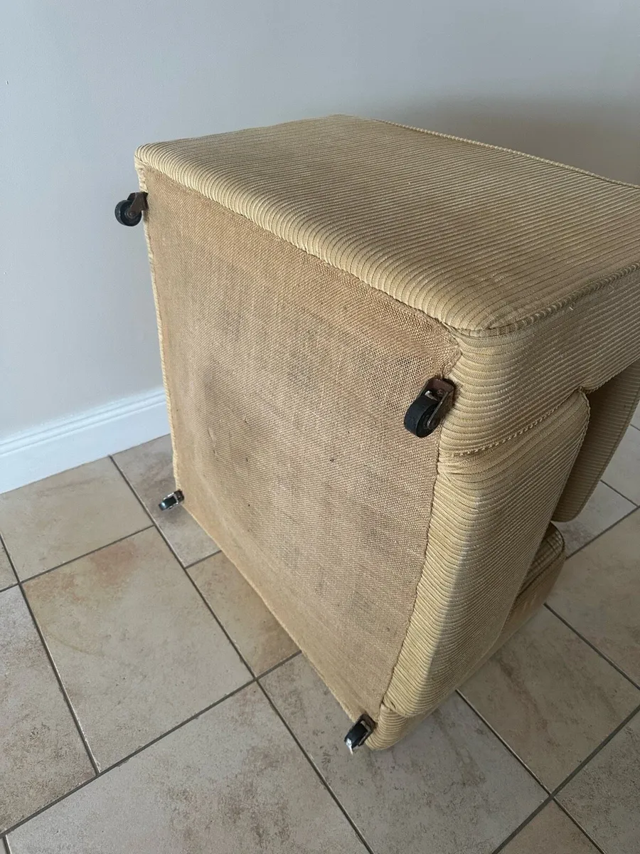 Corded armchair - Image 3