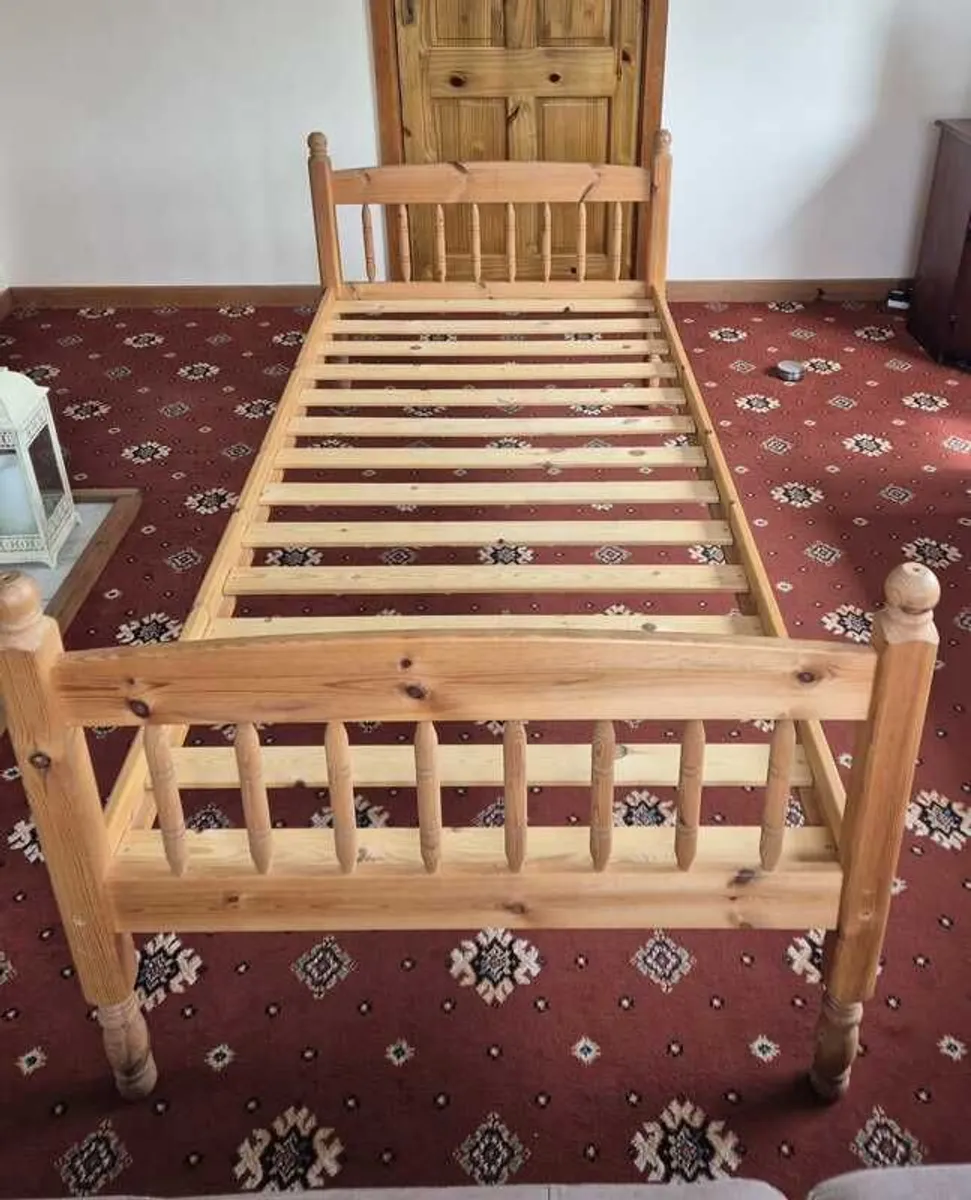 Large single beds - Image 1