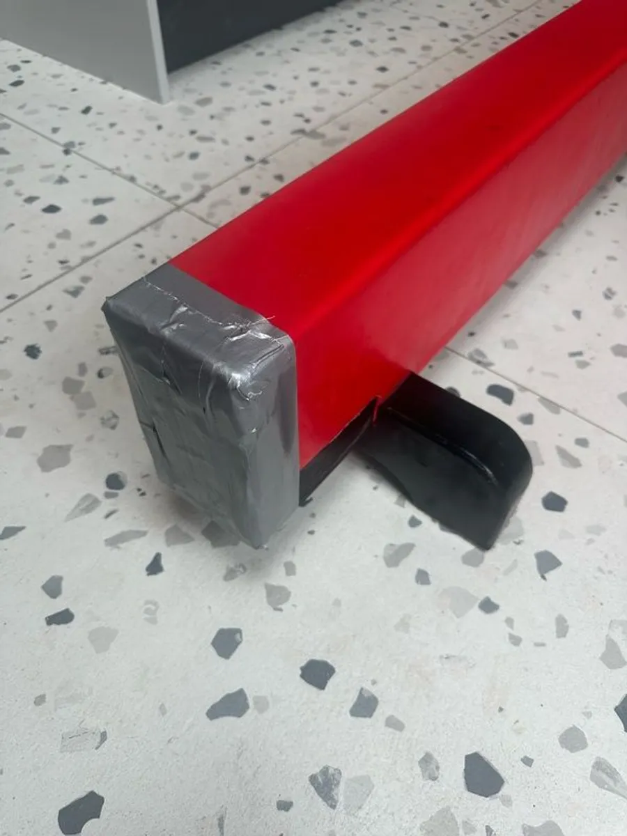 Gymnastics Beam - Image 3