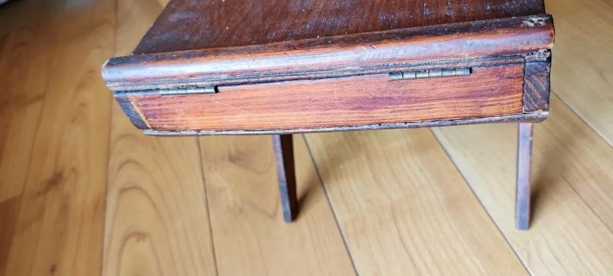 Vintage wooden work box - Image 2