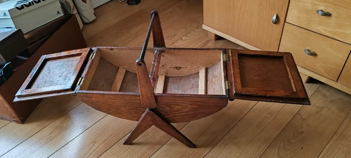 Vintage wooden work box - Image 3