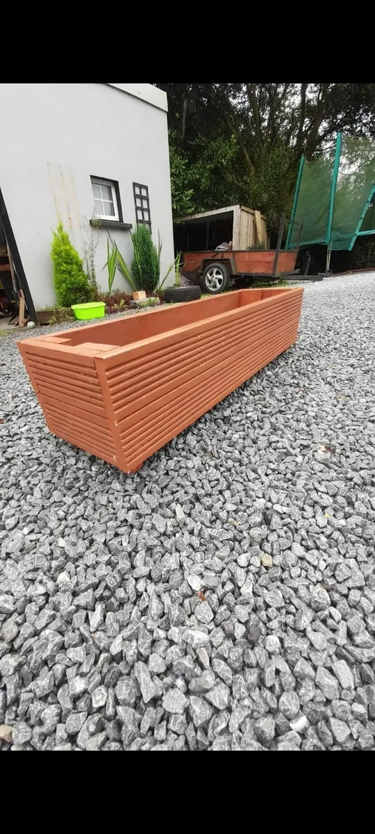 Planters - Image 2