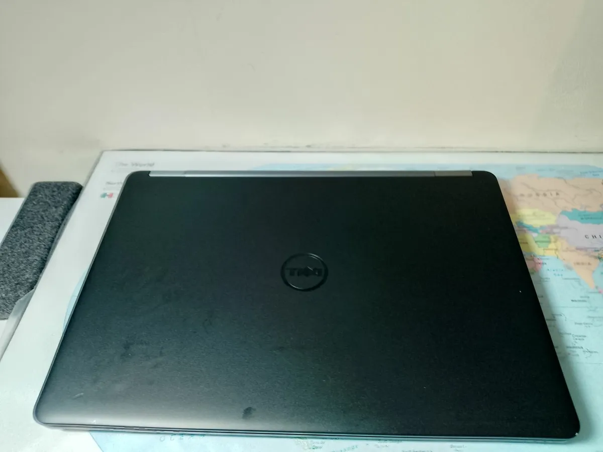 Dell Latitude E5470 14" i5 6th gen 8/256GB SSD - Image 4
