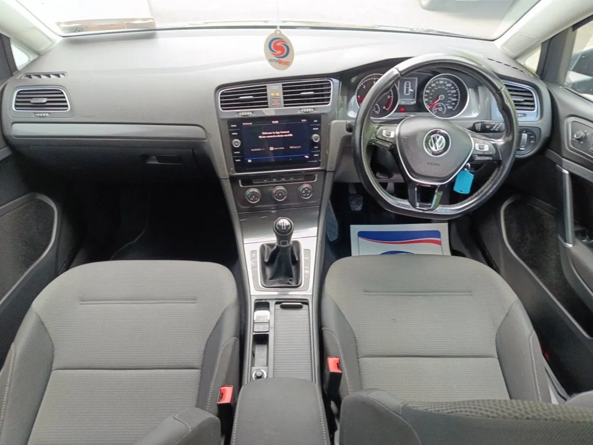 Volkswagen Golf 1.6 TDI SE Bluemotion 115Bhp 5dr - Image 4