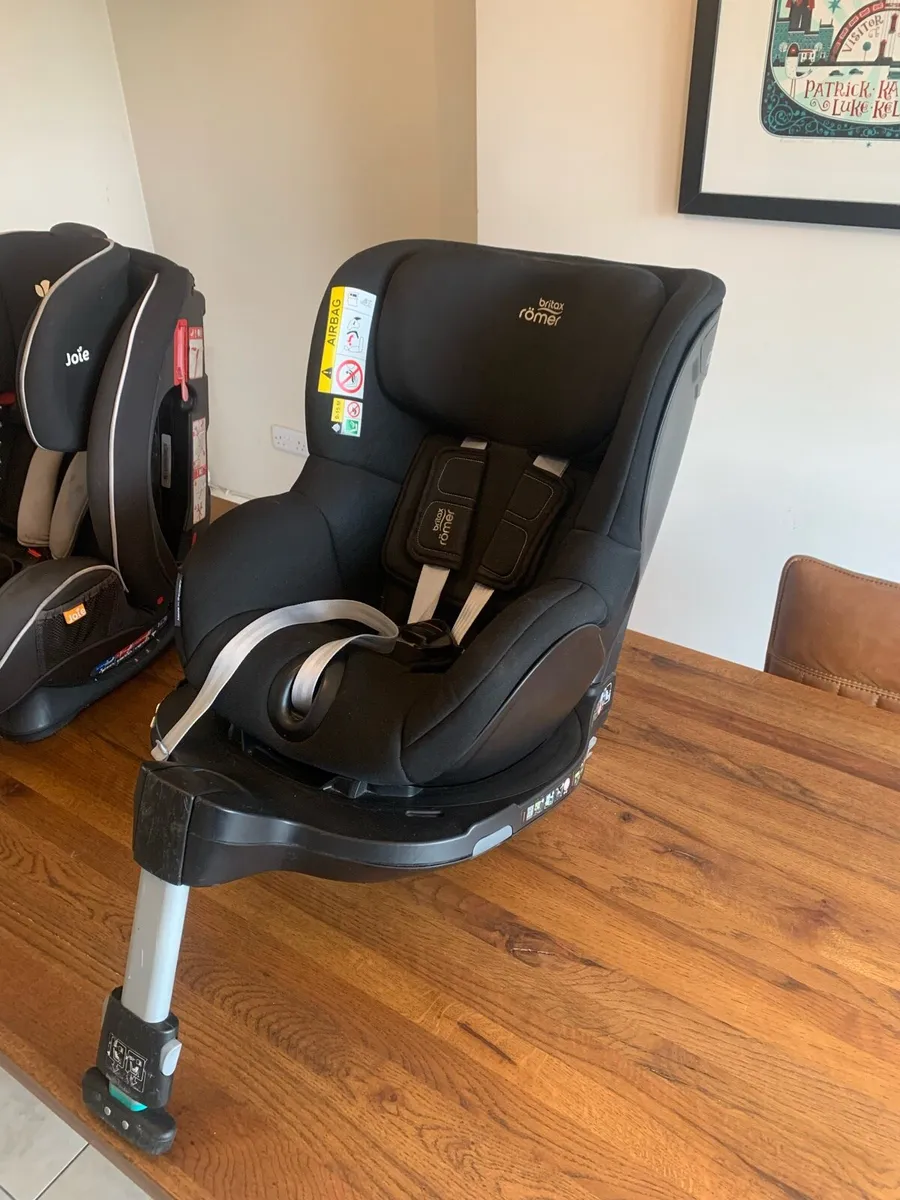 Britax romer spin/swivel seat - Image 1