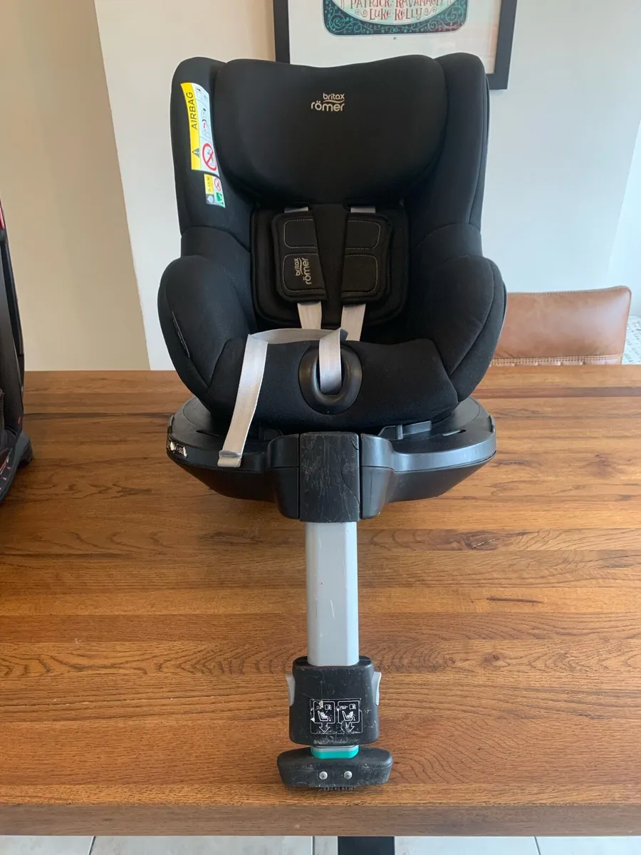 Britax romer spin/swivel seat - Image 2