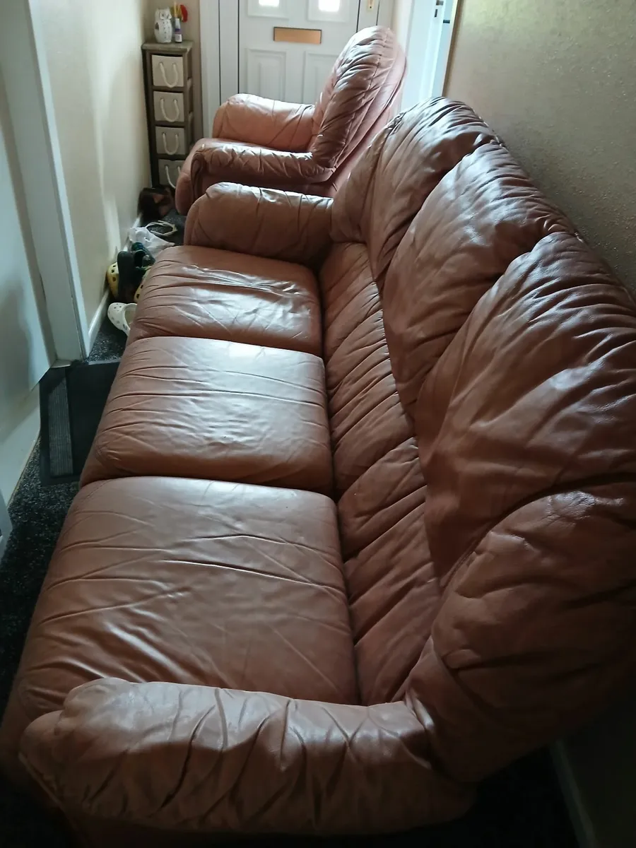 Leather sofa and chair - Image 1