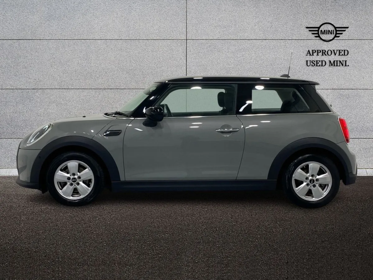 MINI Cooper Cooper Classic - Image 4