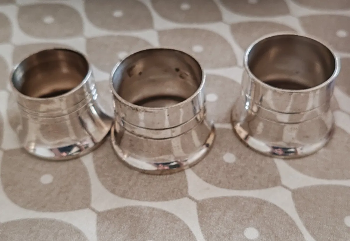 3 Vintage EPNS salts - Image 1