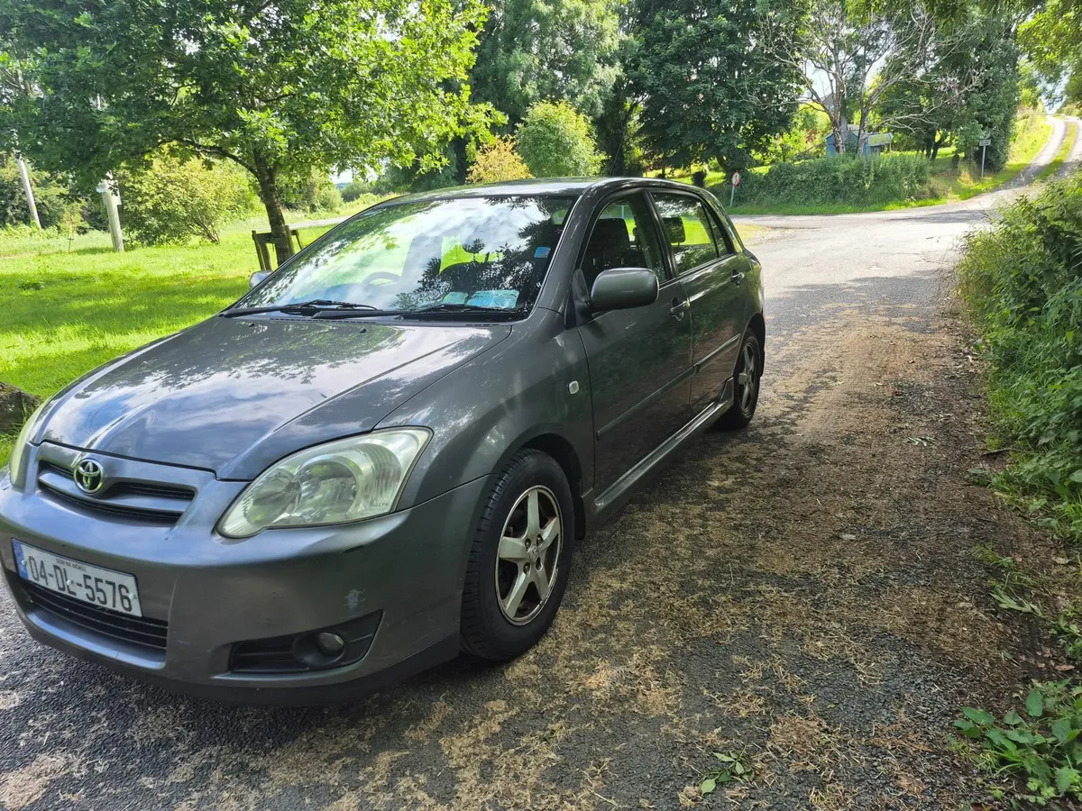 Toyota Corolla 2004 - Image 1