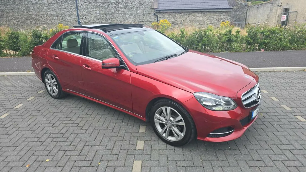 2014 MERCEDES E220 SE AUTO MASSIVE SPEC BABY KMS - Image 1