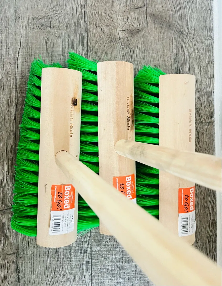 New brooms & hard plastic box - Image 2
