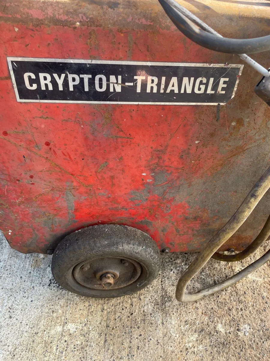 Crypton triangle welder - Image 1