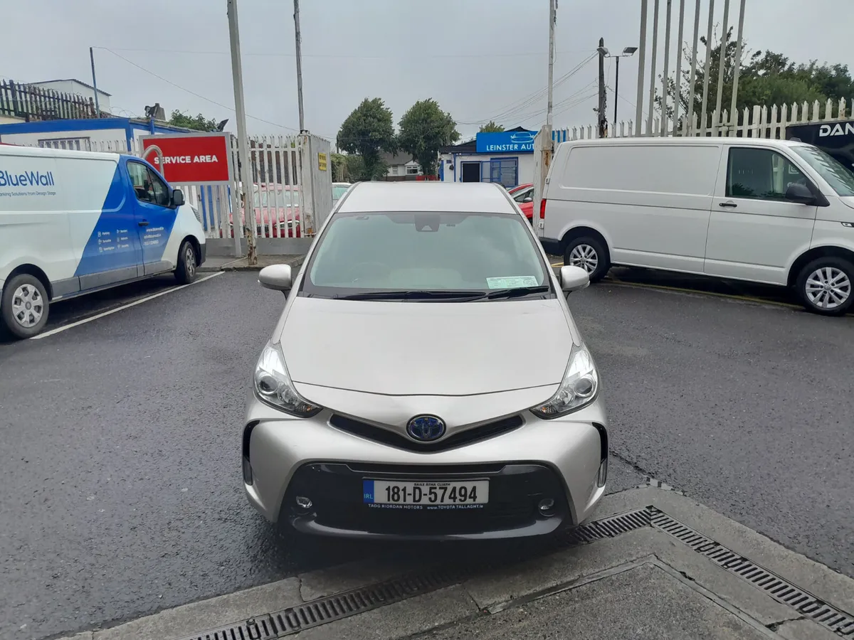 Toyota Prius 2018 only 103,000 kms - Image 2
