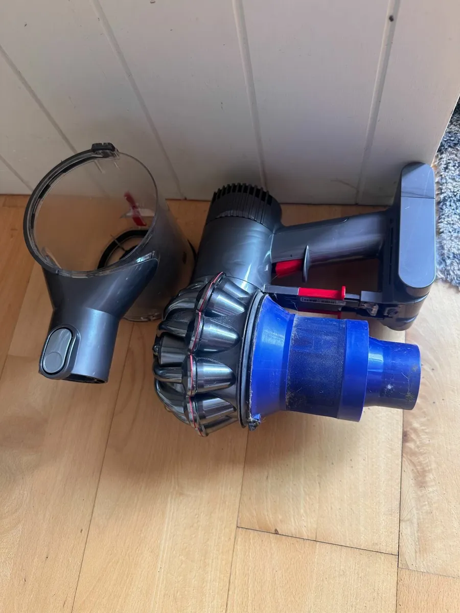 Genuine Dyson V6/DC58/59/61/62 for parts or repair - Image 1