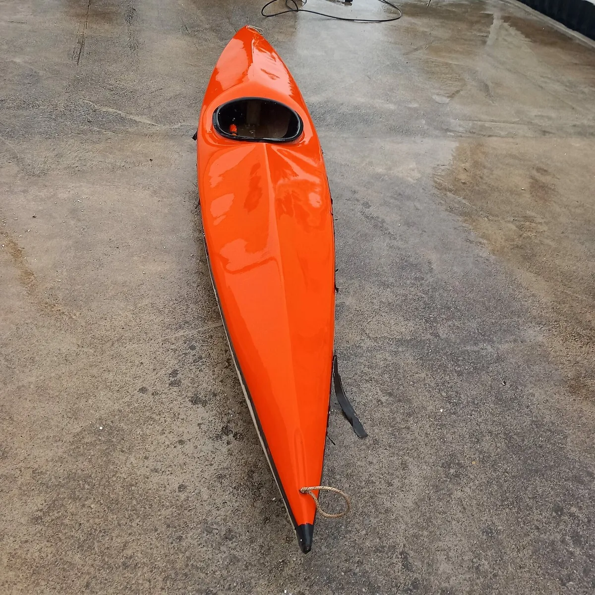 14ft fiberglass kayak and paddle - Image 4