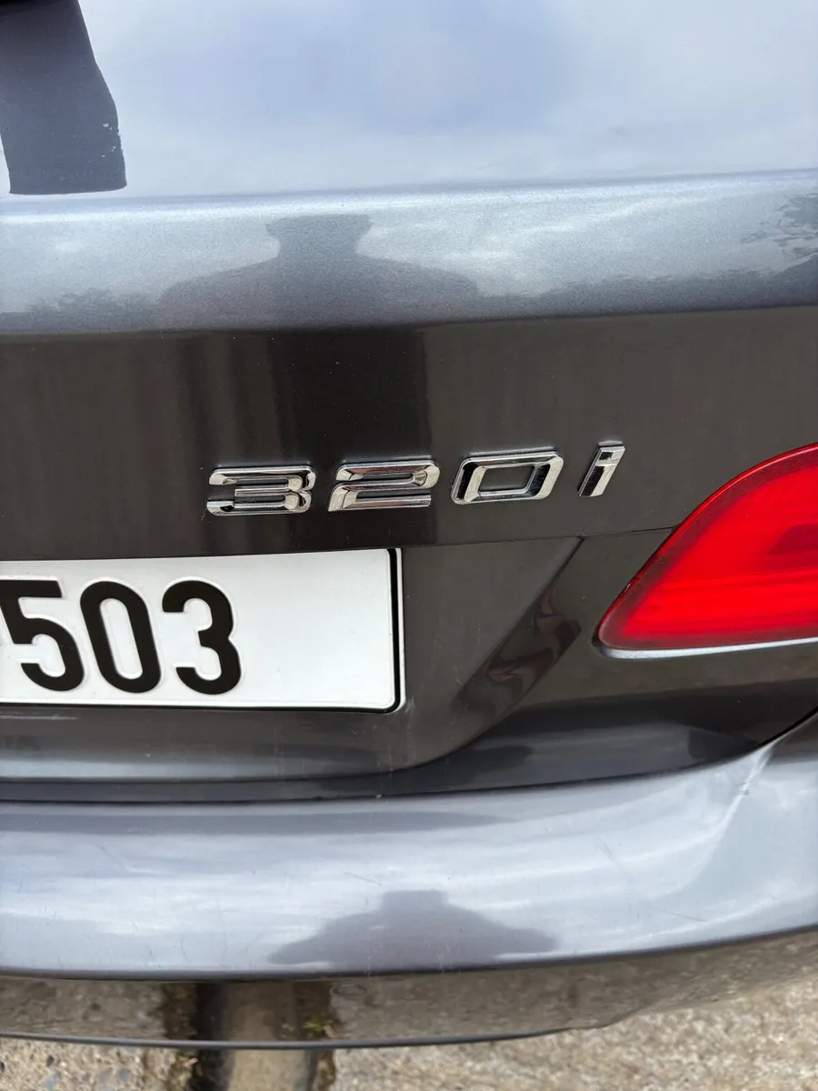 BMW 3-Series 2008 - Image 1