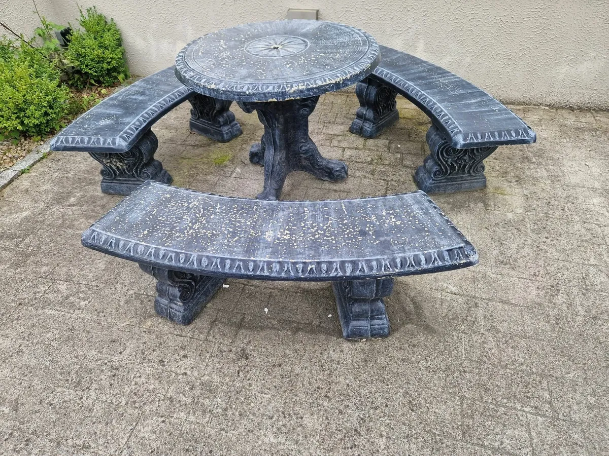 Outdoor Seating Set - Image 1