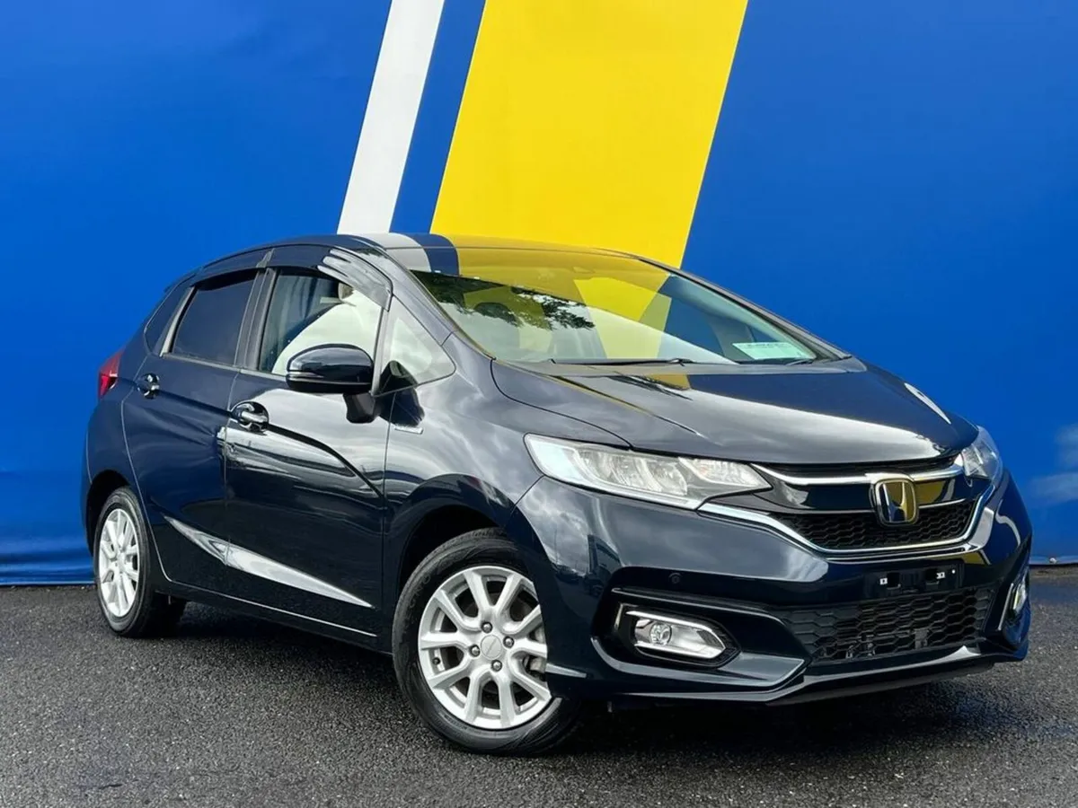 Honda Fit 1.5 HYBRID L-PACKAGE AUTO // 15" ALLOYS - Image 1