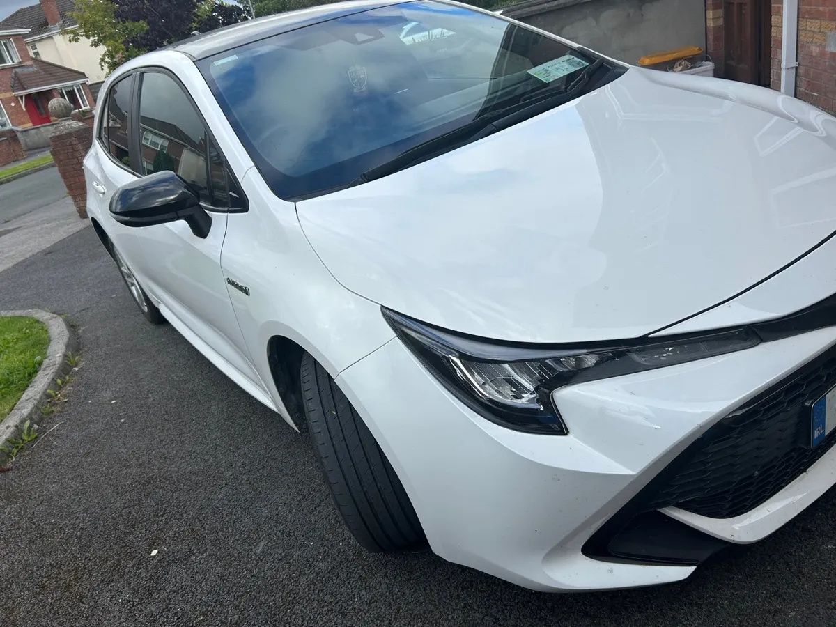 Toyota Corolla Hybrid Luna 2021 - Image 4