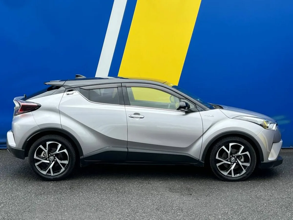 Toyota C-HR 1.8 HYBRID AUTO // SERVICE HISTORY // - Image 2