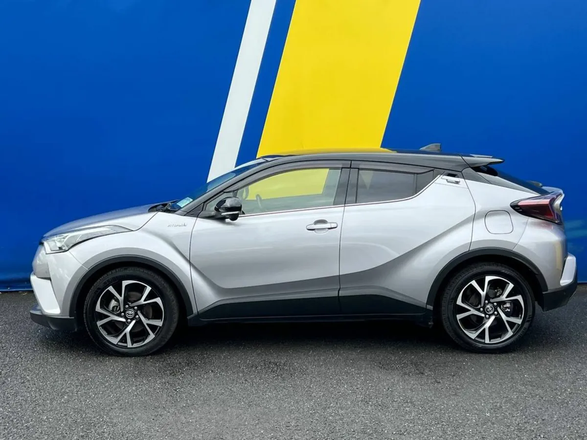 Toyota C-HR 1.8 HYBRID AUTO // SERVICE HISTORY // - Image 3